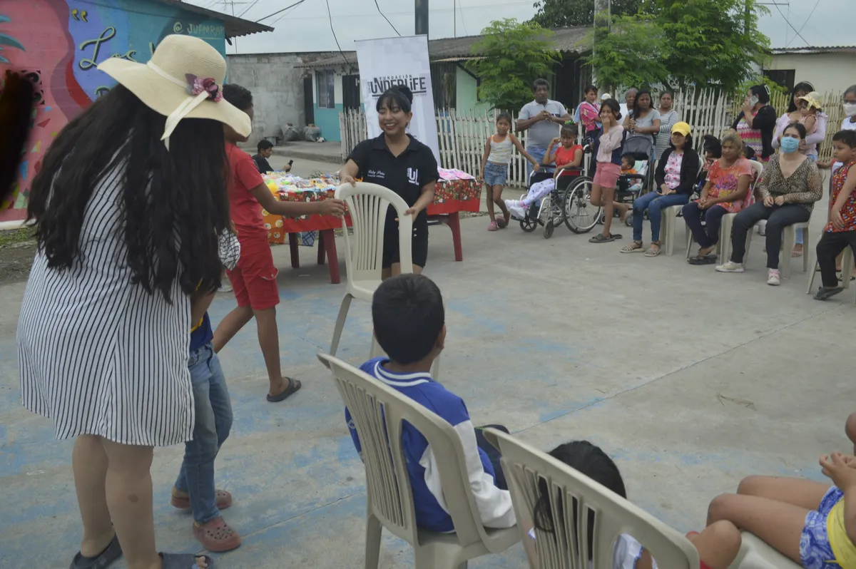 Fundación Underlife — Protegendo a infância (2)